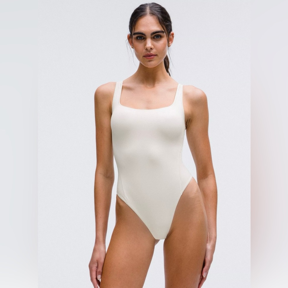 NWT Lululemon Wundermost Ultra-Soft Nulu Square-Neck Sleeveless Bodysuit size L